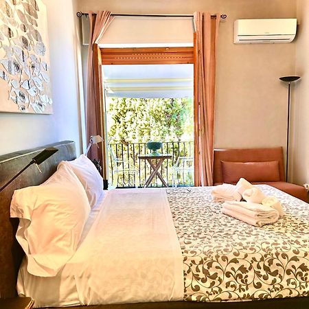 Sun Sky Sea Suite Таормина Екстериор снимка