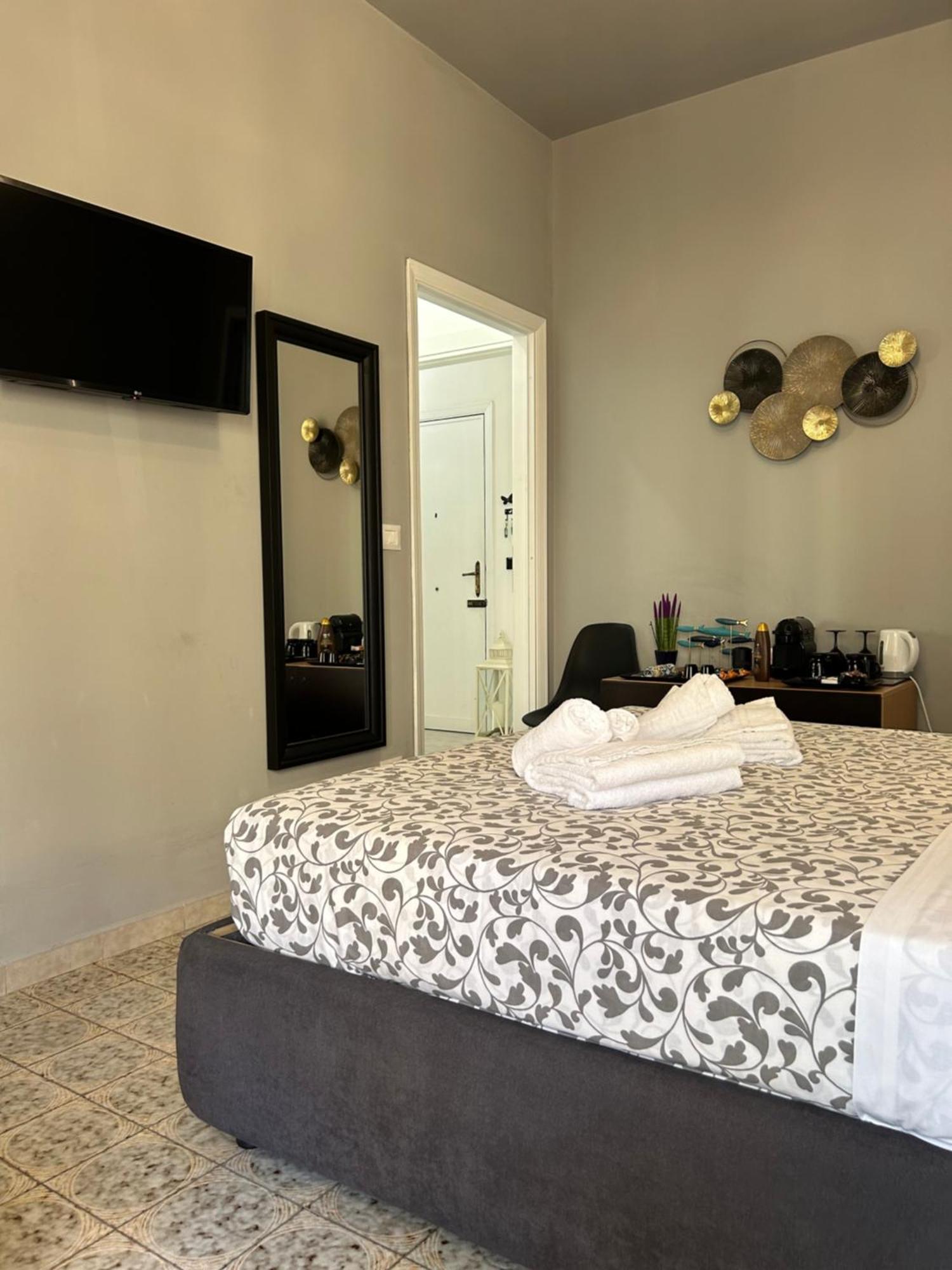 Sun Sky Sea Suite Таормина Екстериор снимка