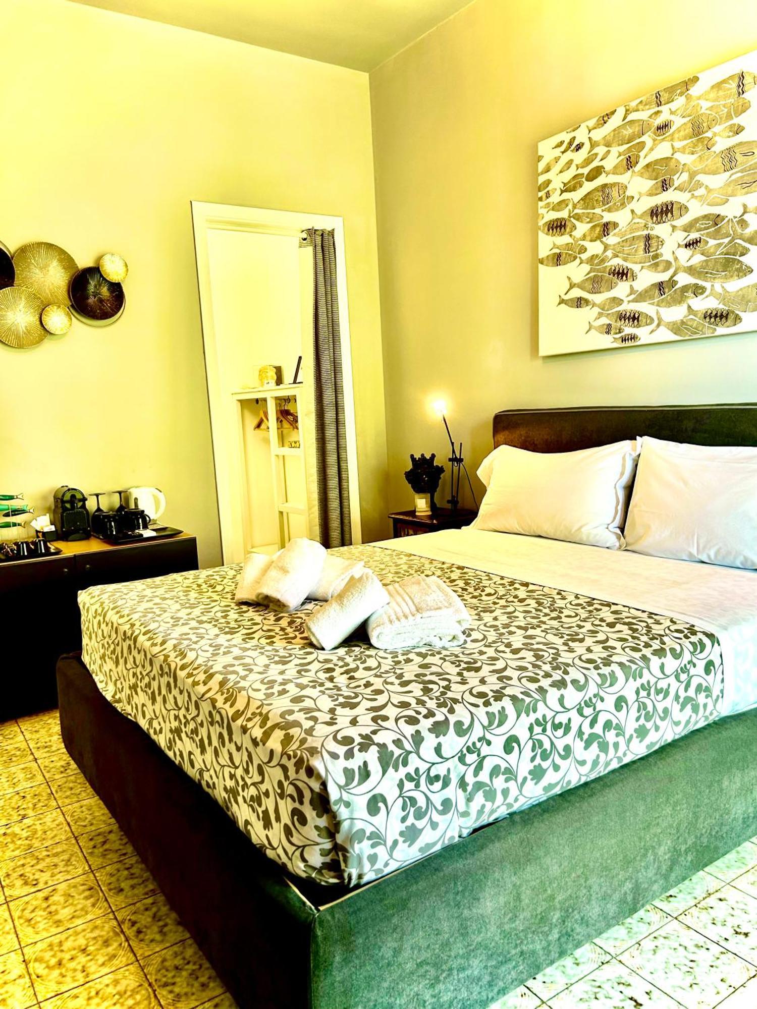 Sun Sky Sea Suite Таормина Екстериор снимка